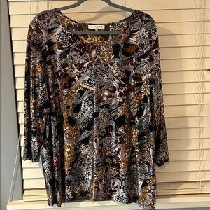 Kathy Che Top in Black, Brown, and Cream